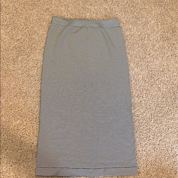 BCBG Midi Skirt - Picture 1 of 2